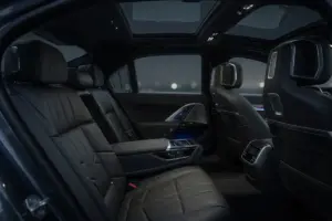 BMW 7 Series spacious passenger area for private airport transfers